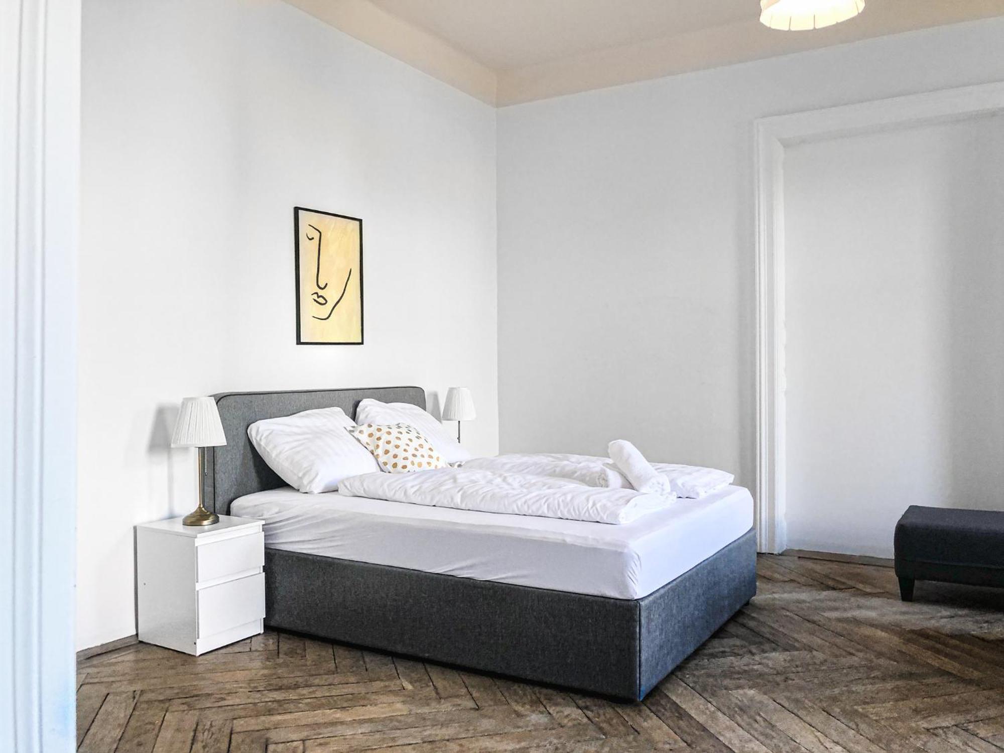 Vibrant 3br Near Akh Hospital - Perfect For Groups Wien