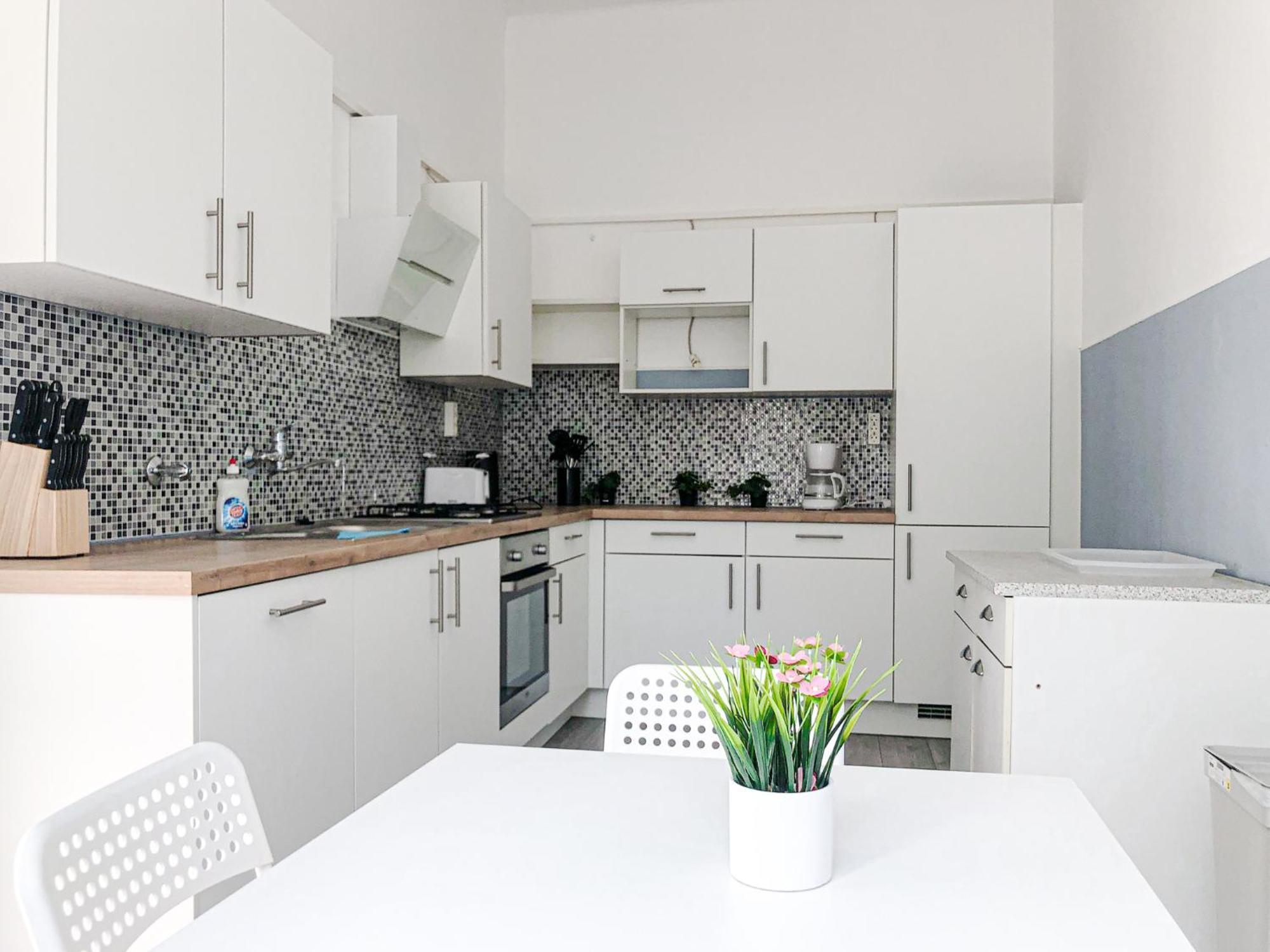 Vibrant 3br Near Akh Hospital - Perfect For Groups Apartment Wien